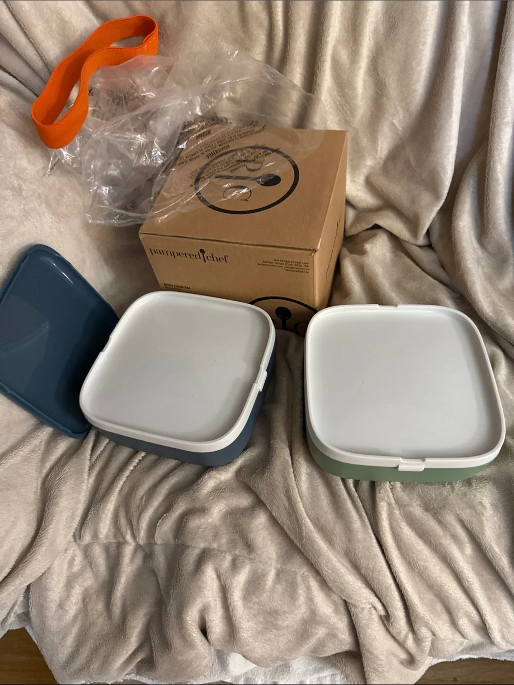 Pampered Chef Slate Blue & Sage Green Stackable Bento with Orange Strap